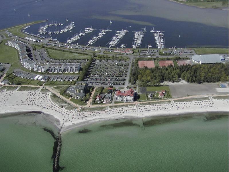 Sonnenschein Apartment Burgtiefe auf Fehmarn Exterior photo